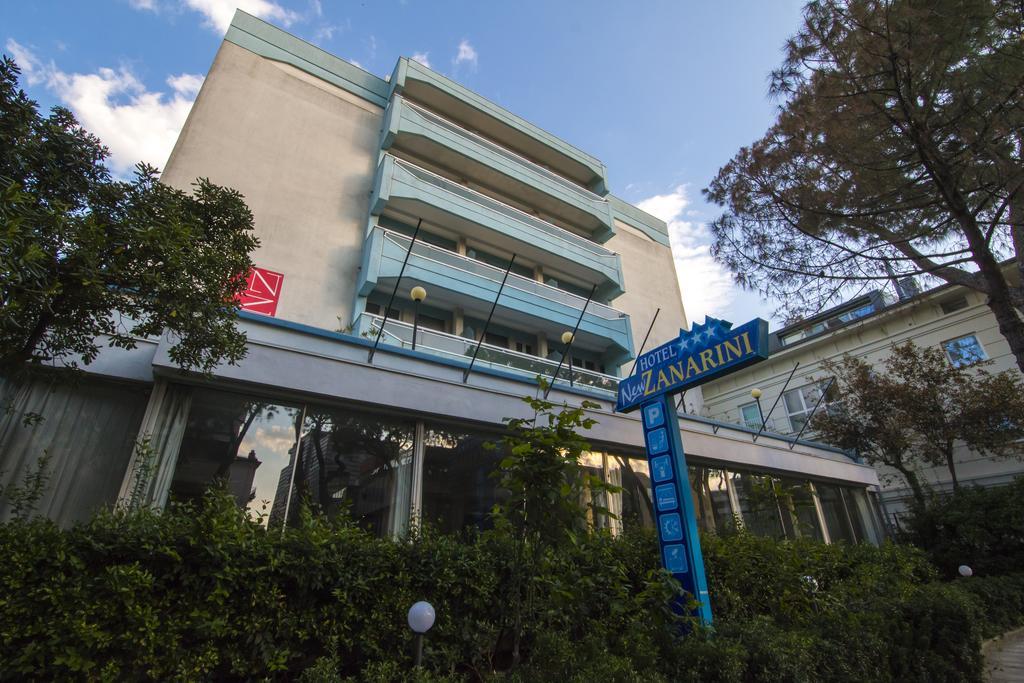 Hotel Zanarini Riccione Exterior foto